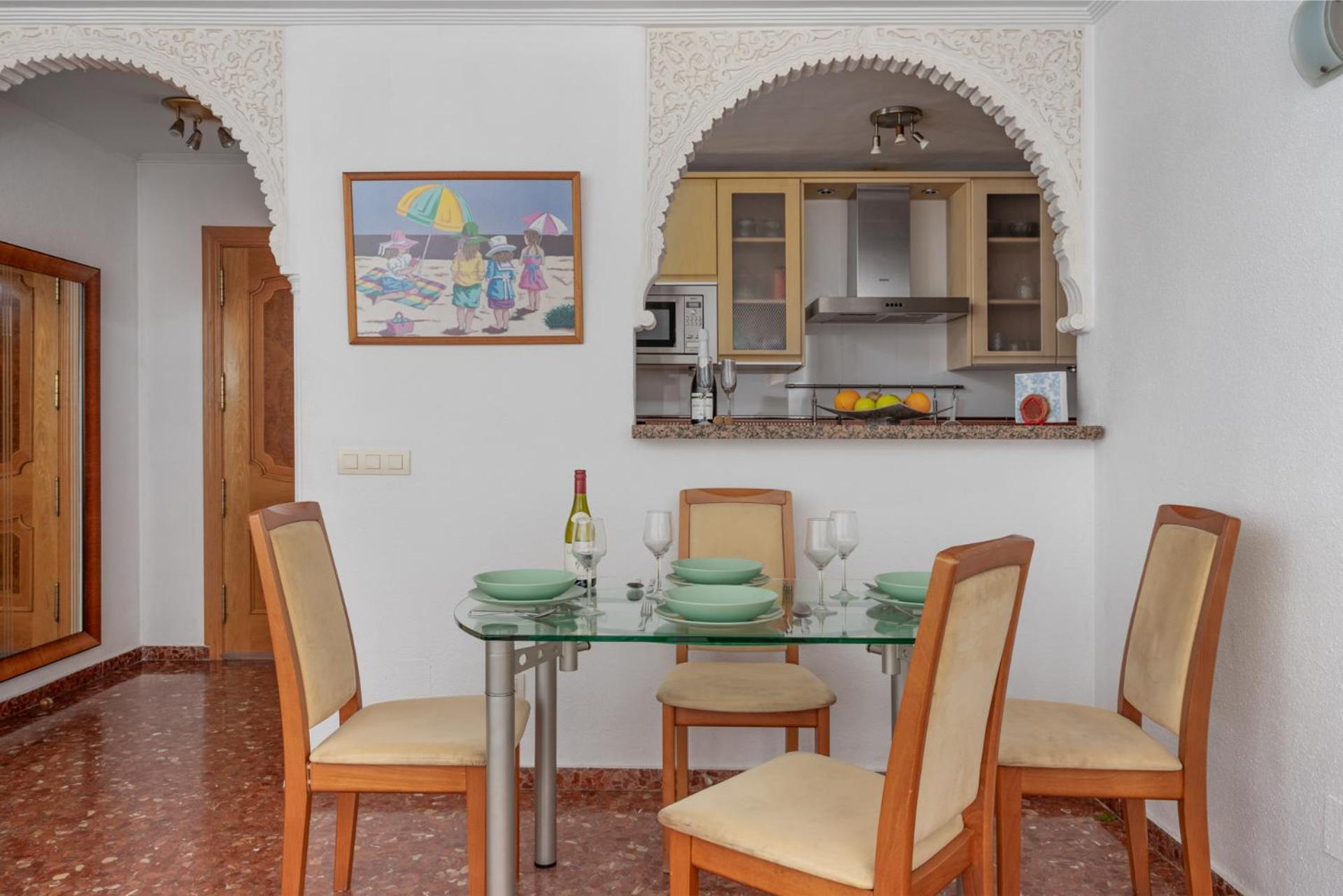Beachfront, Two Bed- & Bathrooms, Private Parking Fuengirola Dış mekan fotoğraf
